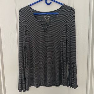 American Eagle top